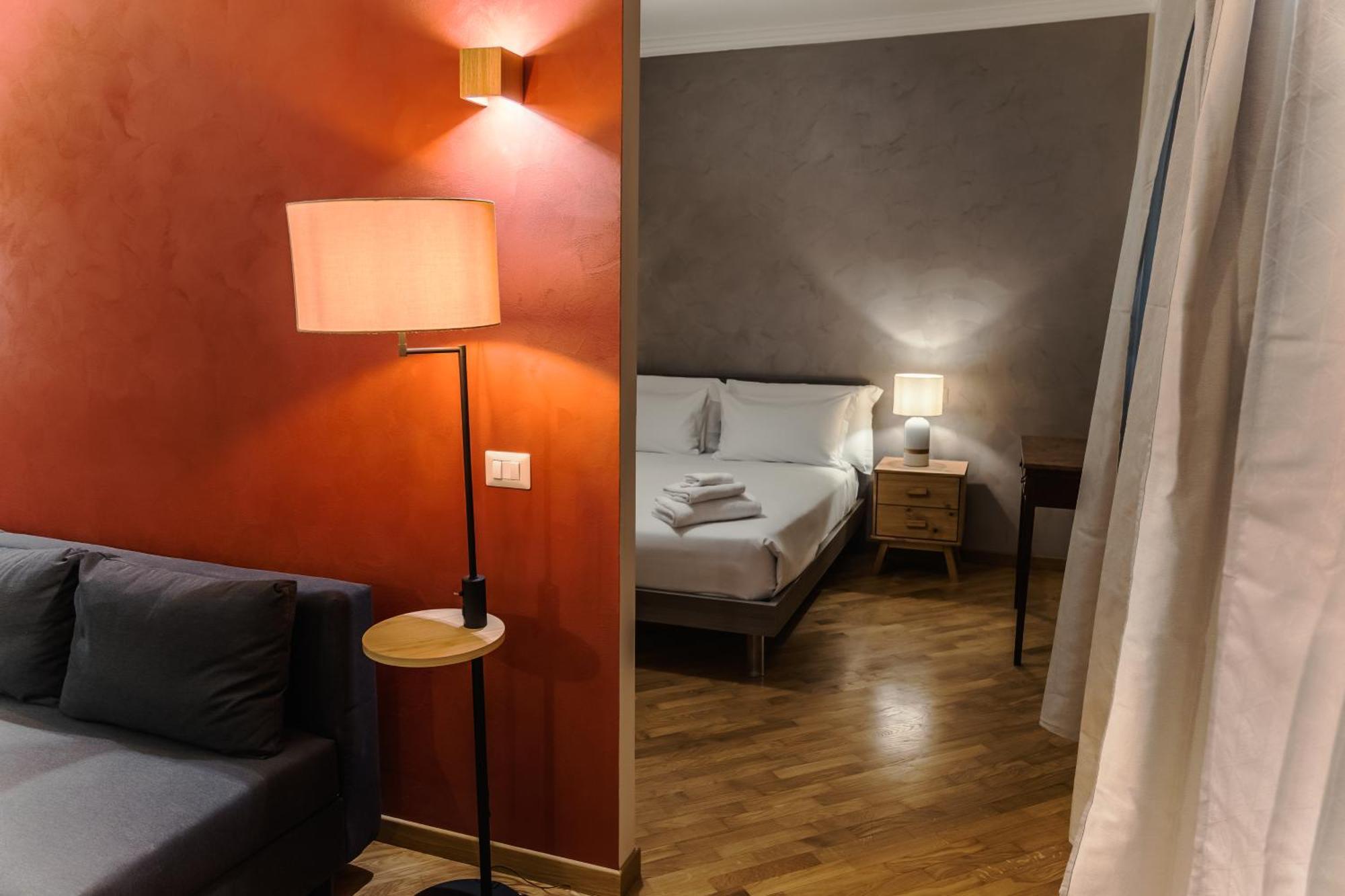 Vatican Court Apartment *