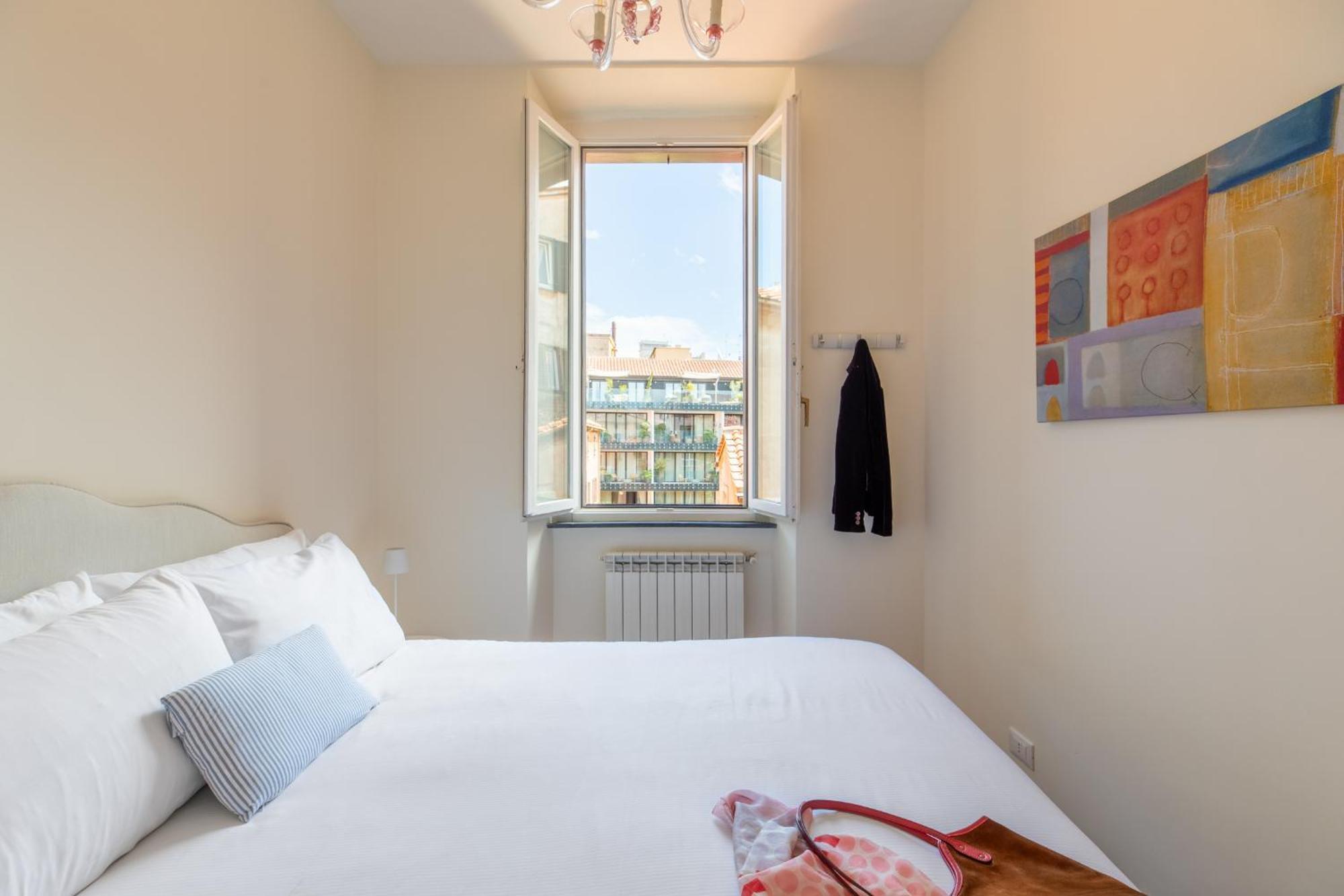 Apartment Iflat Trevi Charm, Elegant & Comfy Escape *