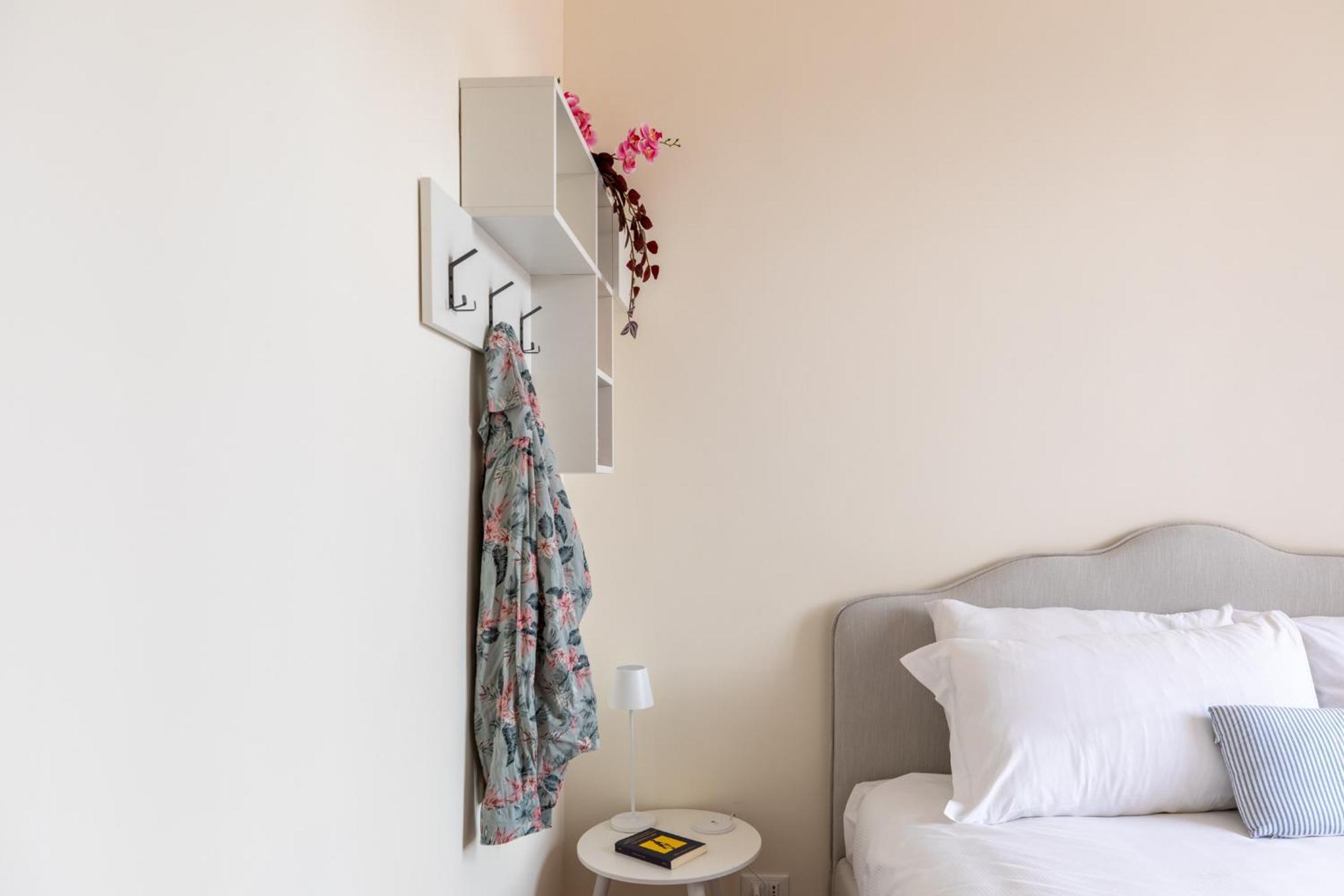 Iflat Trevi Charm, Elegant & Comfy Escape
