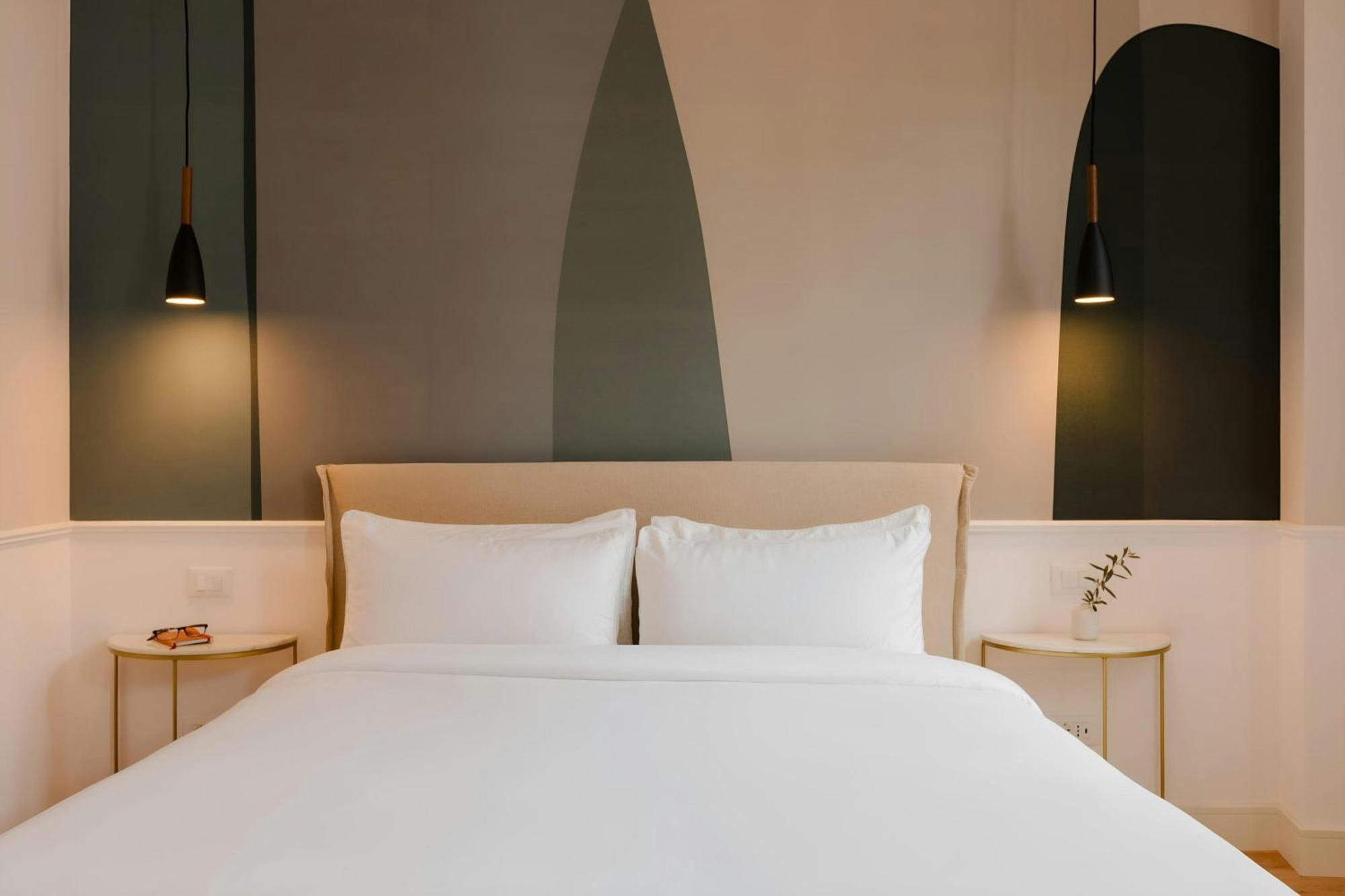 Sonder By Marriott Bonvoy Antinoo Apartments Piazza Del Parlamento Aparthotel *