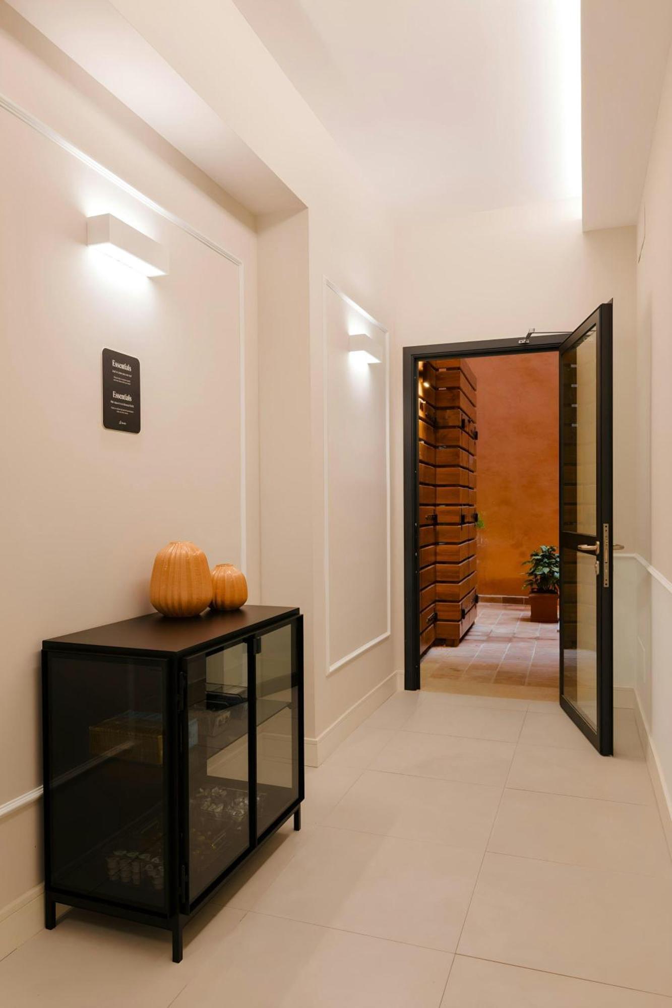 Sonder By Marriott Bonvoy Antinoo Apartments Piazza Del Parlamento Rome
