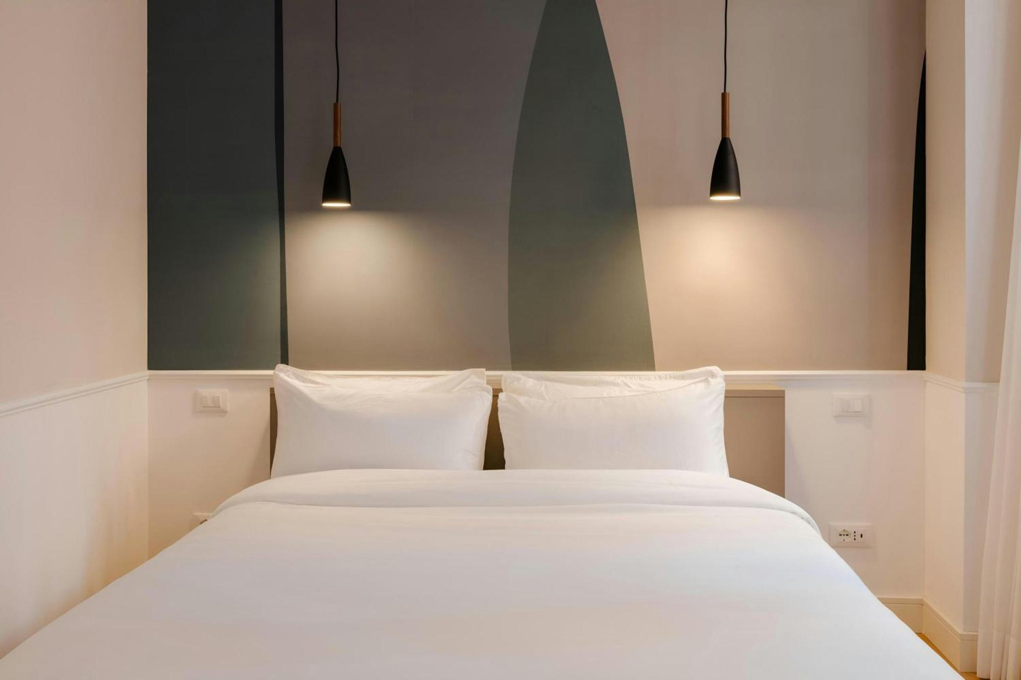 Sonder By Marriott Bonvoy Antinoo Apartments Piazza Del Parlamento * Rome
