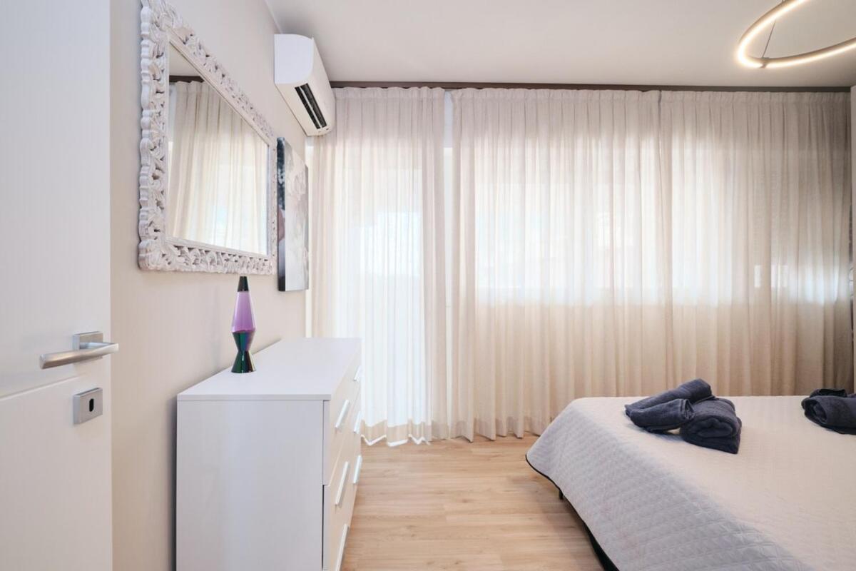 Apartment Zona Eur 70 - Giorty Domus Romanae E Piscina Rome