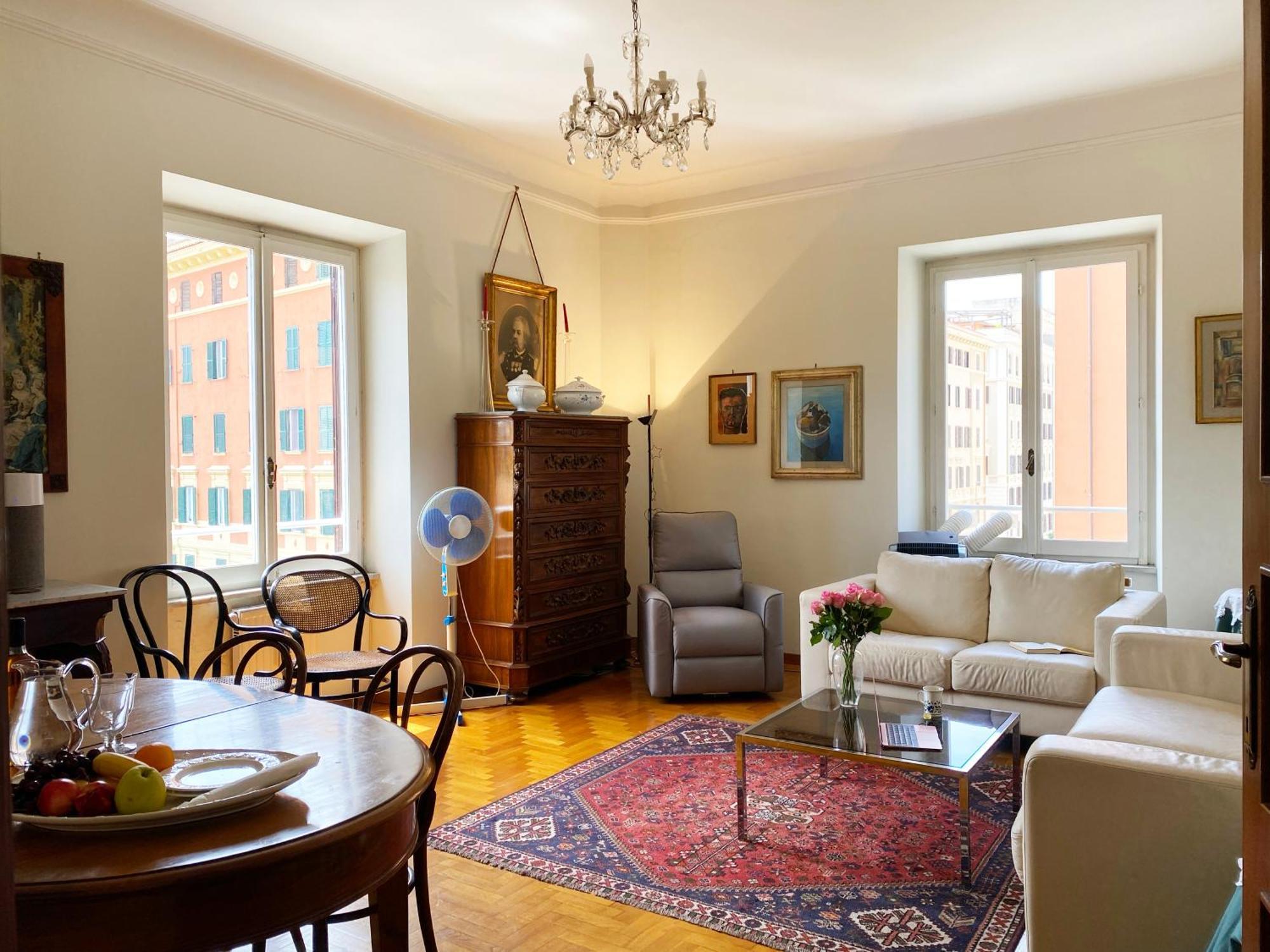 Apartment Vintage 30s Prati Rome