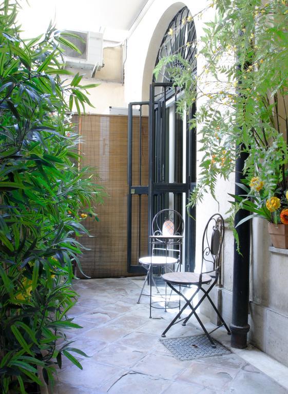 Basilio 55 3* Rome