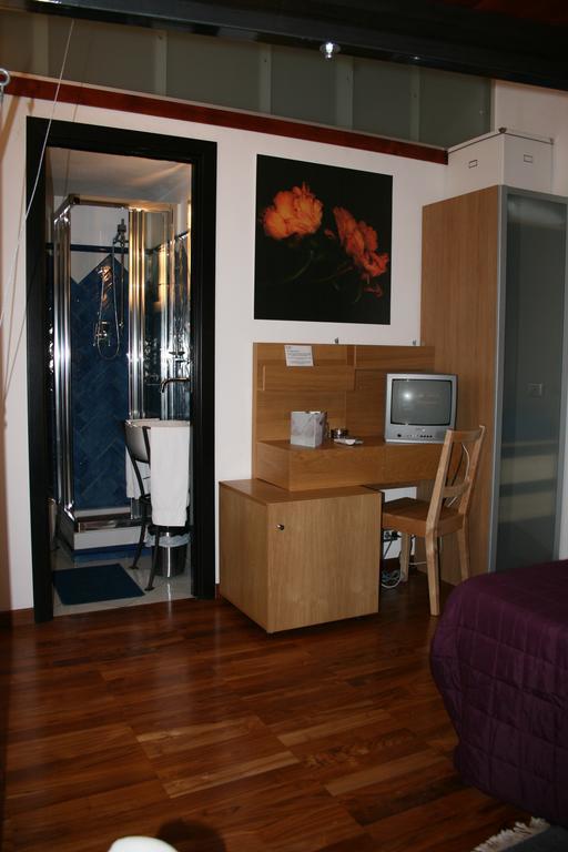 Bed & Breakfast La Chicca Rome