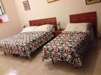 Leonard Hotel 3*