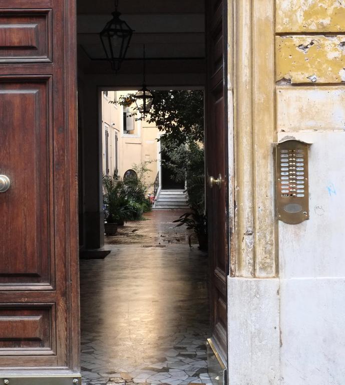 Borgo Pio Apartment *