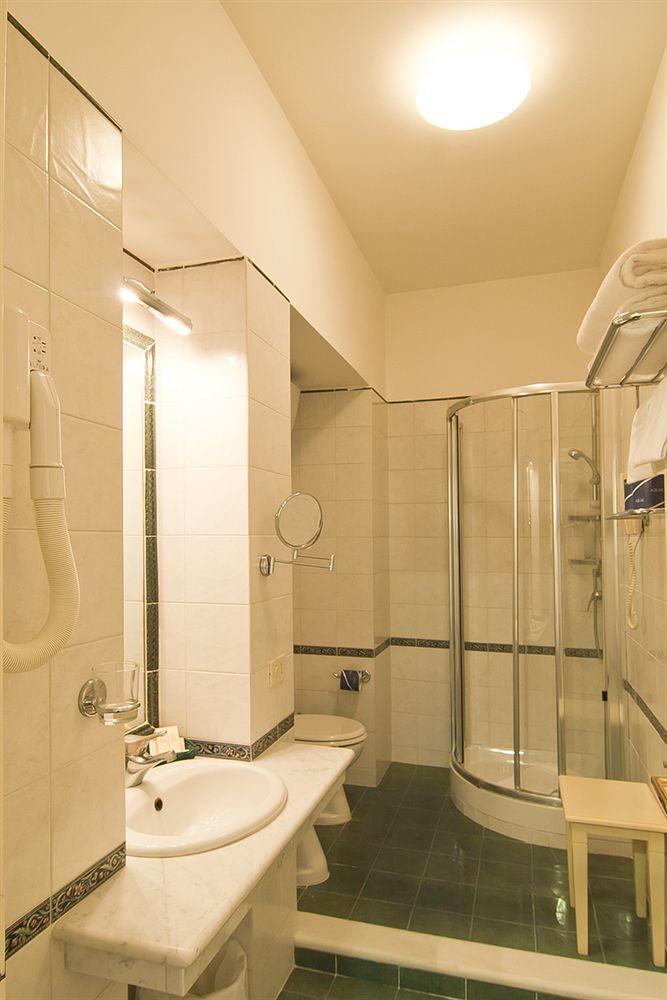 Borghese Contemporary 4* Rome