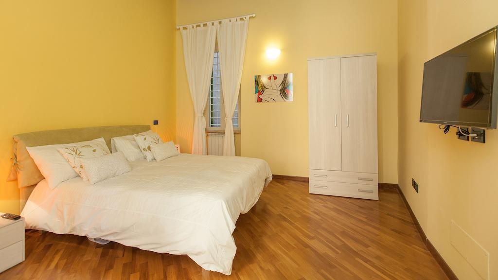 Apartment Crociferi 2 *