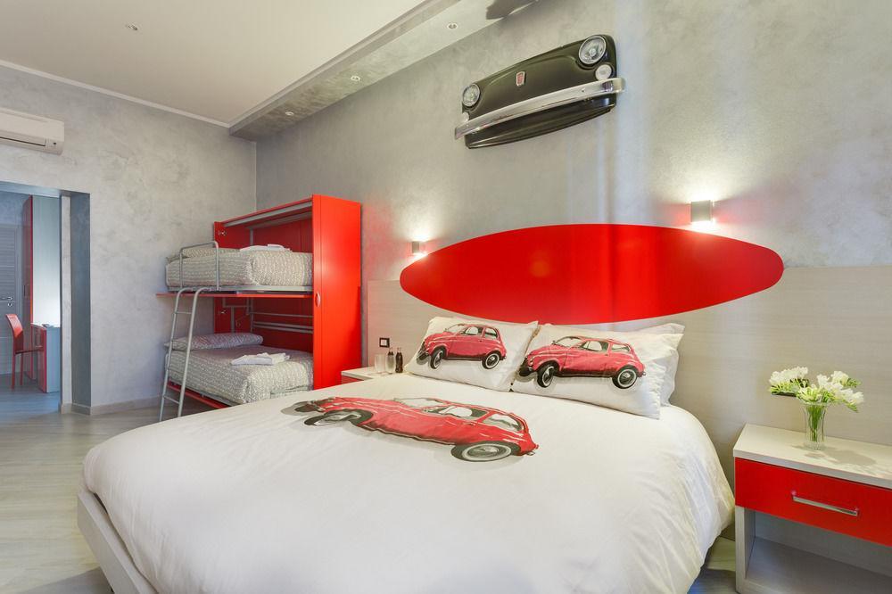 Hotel First Suites