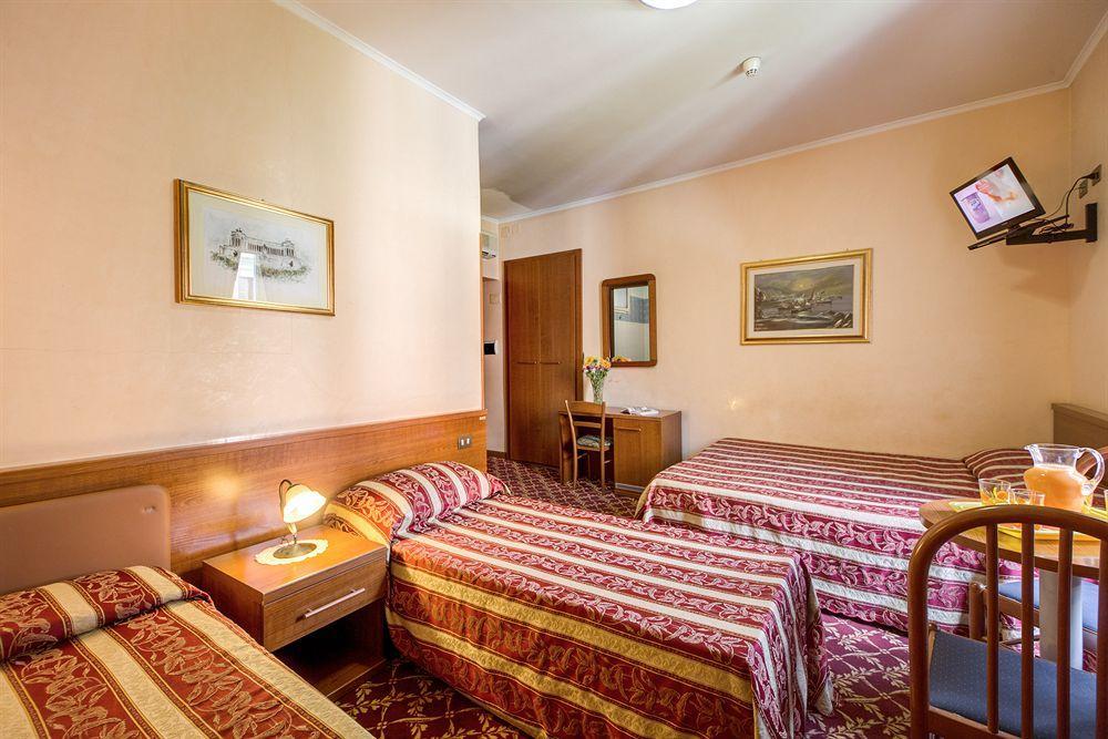 Buonarroti Bed & Breakfast Rome