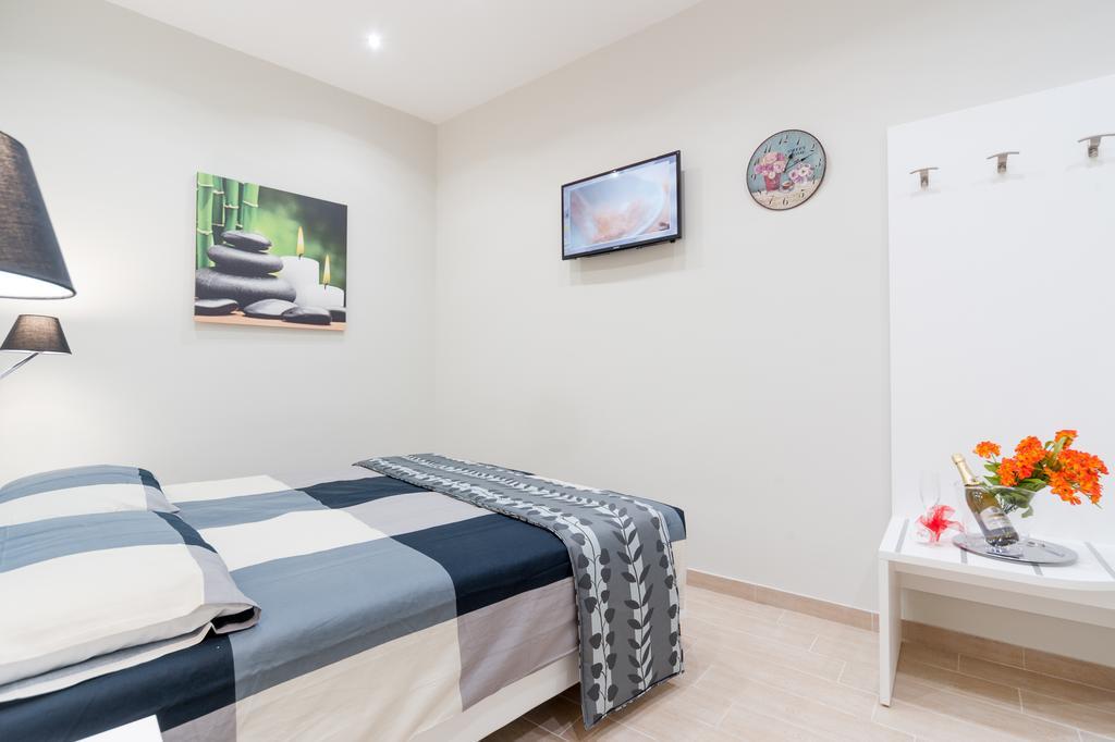 Guest house Ottaviano Rome