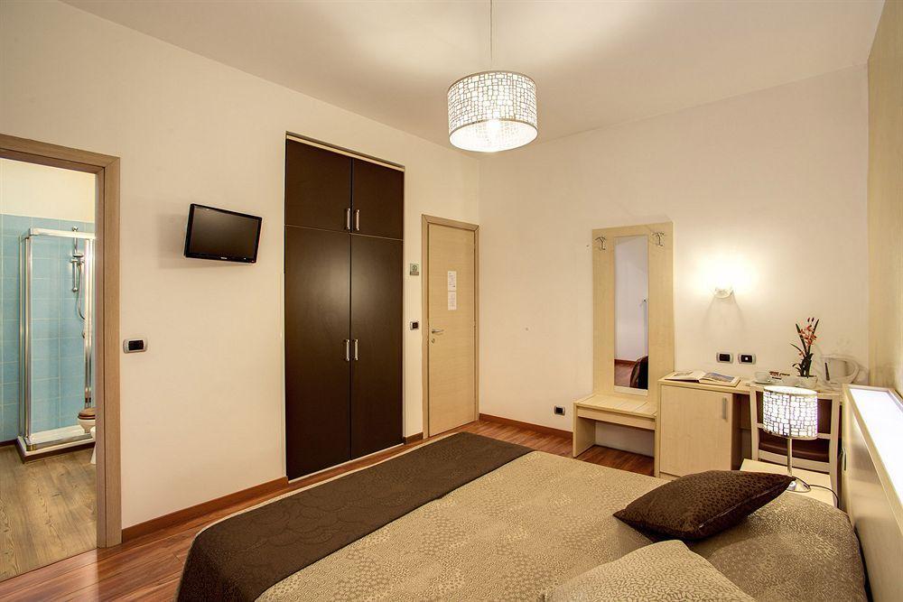 Cola Di Rienzo Suite Guest House 3*