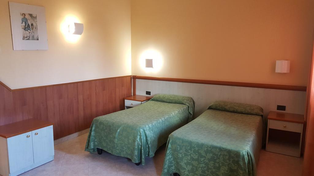 Laurence Hotel Rome