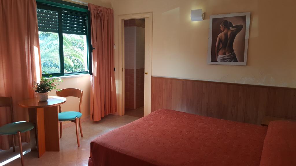 Laurence Hotel Rome