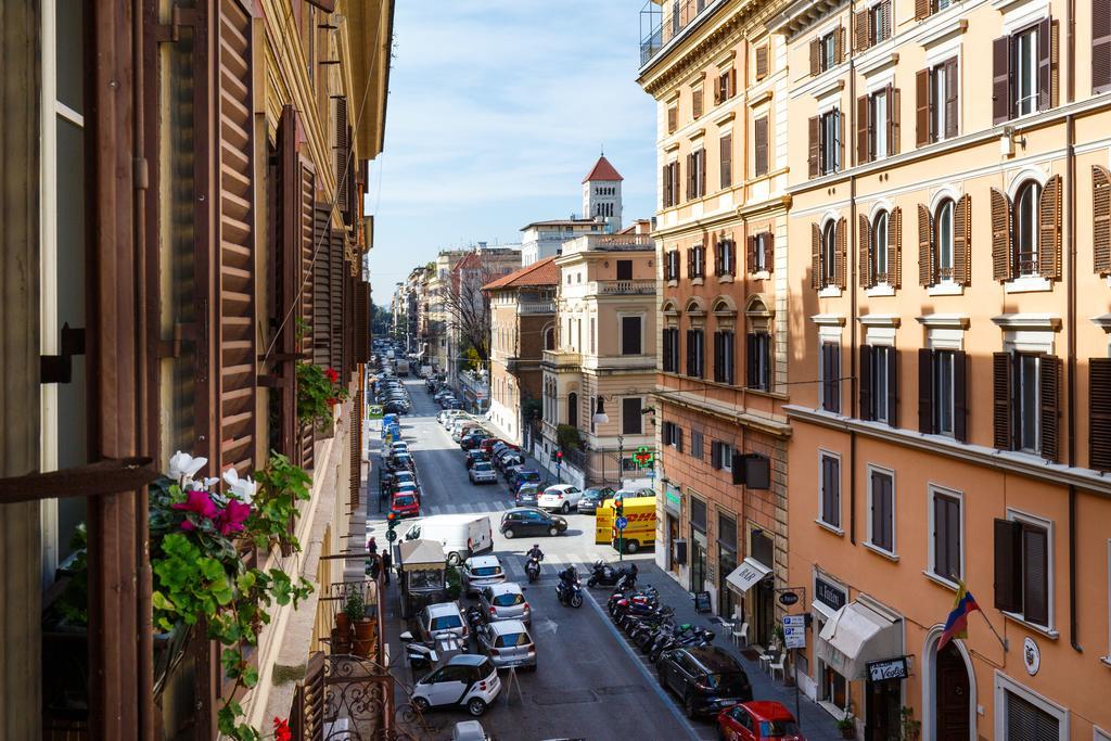 Guest house Sallustio Fine Rooms Guest House 3*