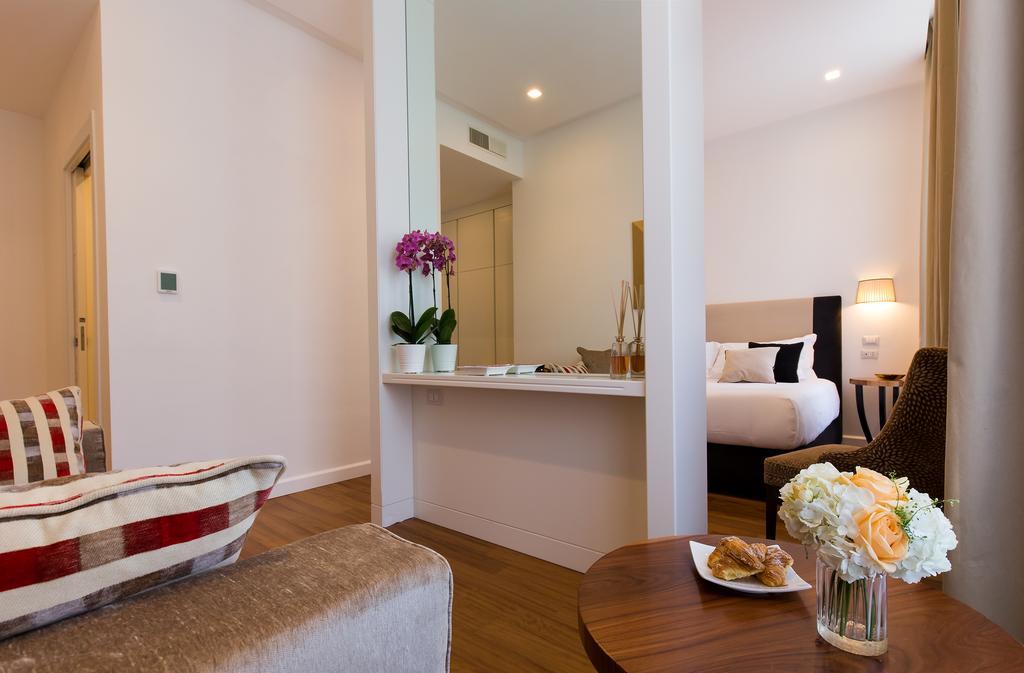 Bed & Breakfast 900 Piazza Del Popolo Rome