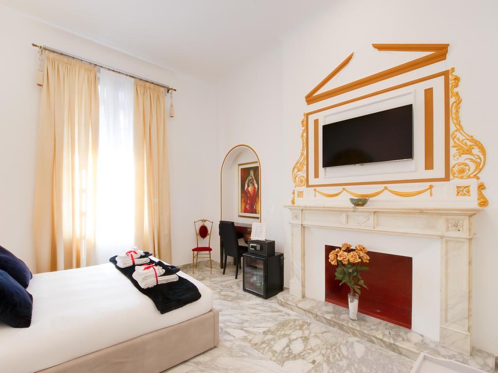 Affittacamere Queen Palace 2*