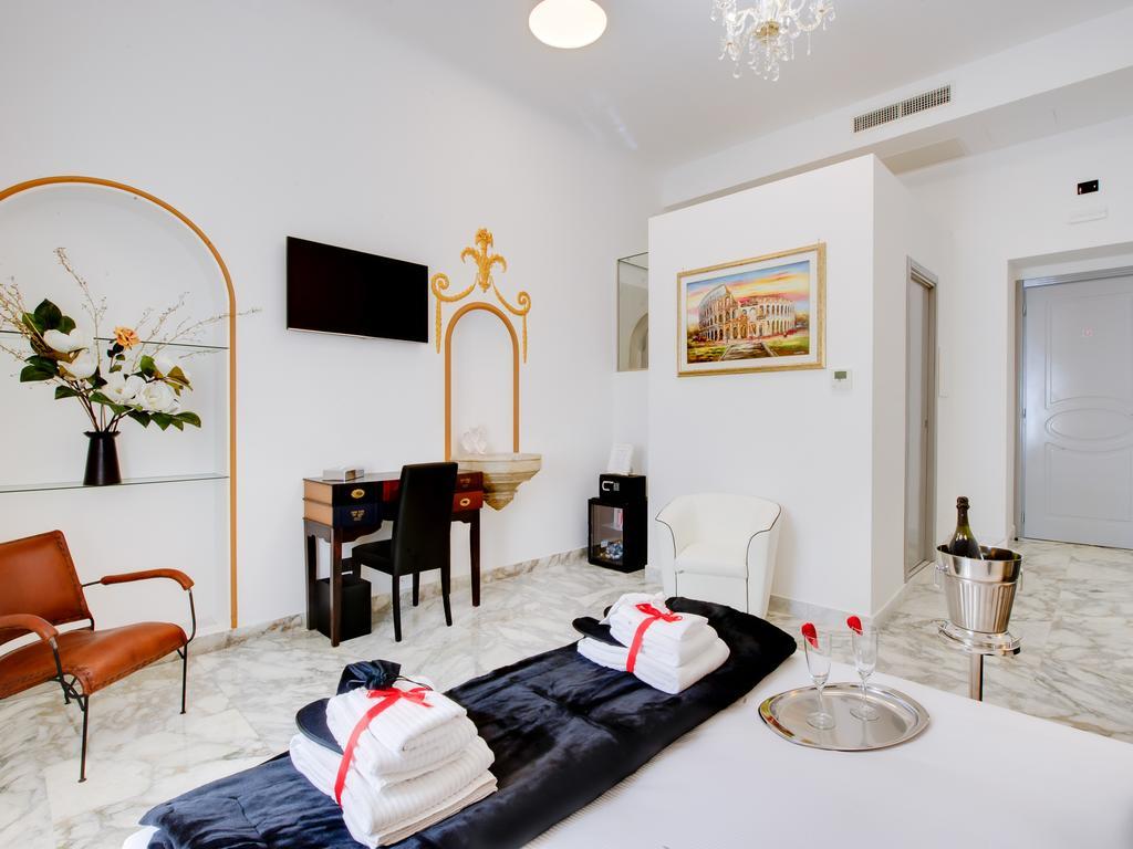 Queen Palace Affittacamere 2*