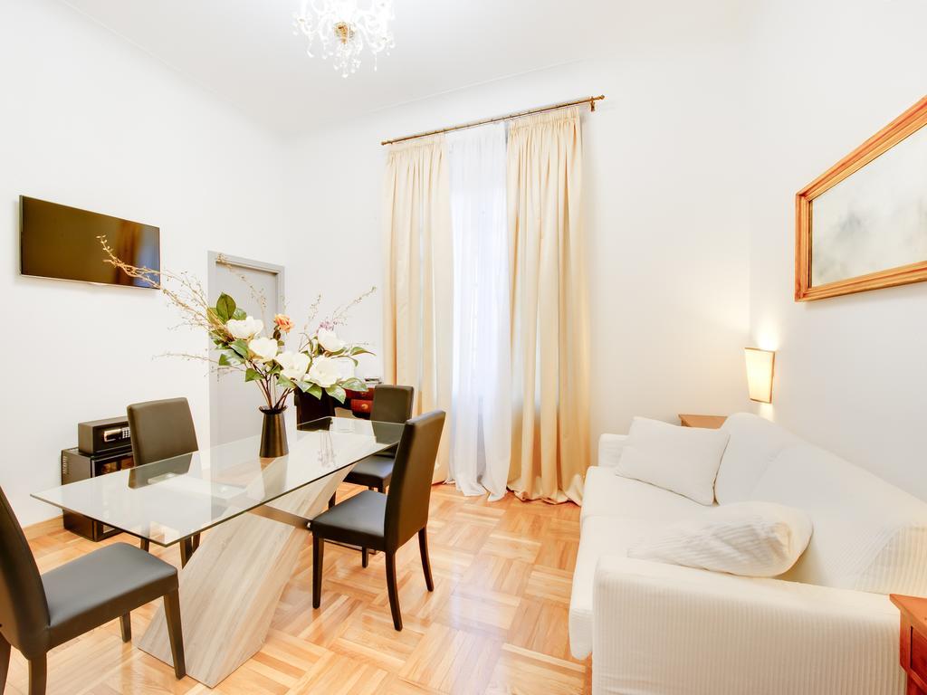 Affittacamere Queen Palace 2*