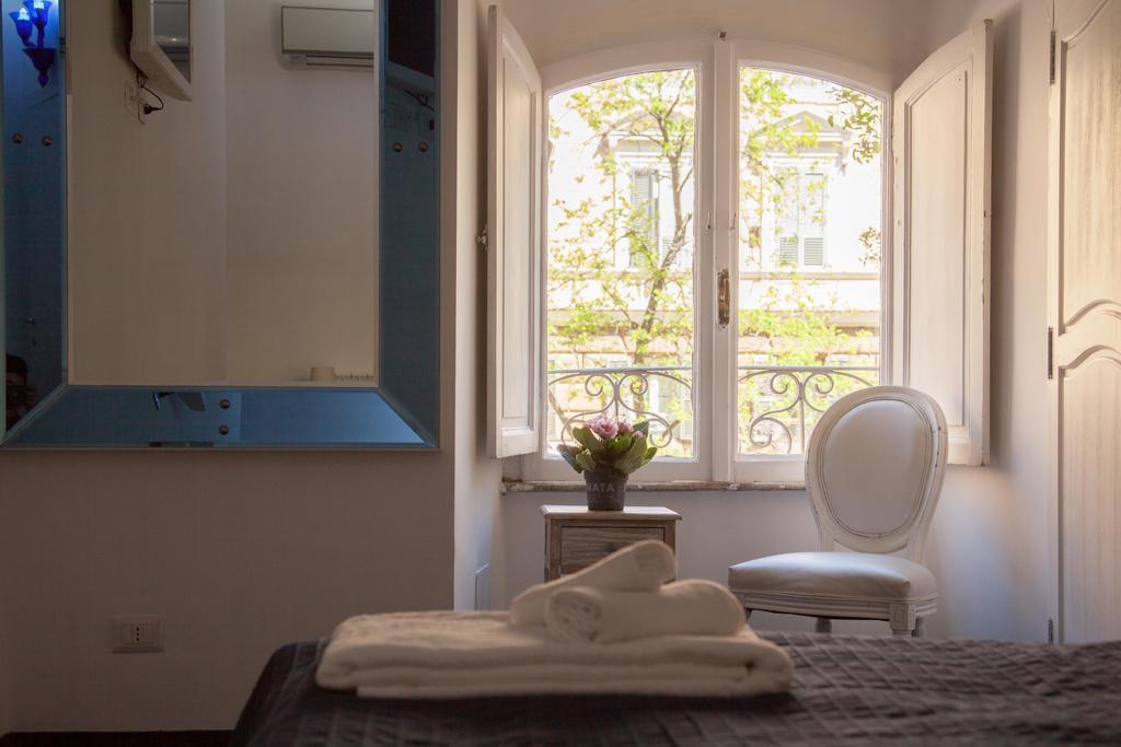 White Vatican Guest house Rome