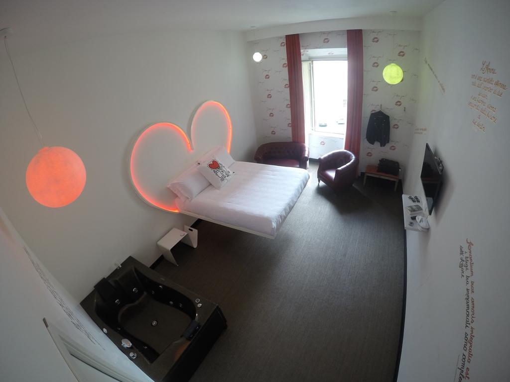 Guest house Irooms Jacuzzi 2*