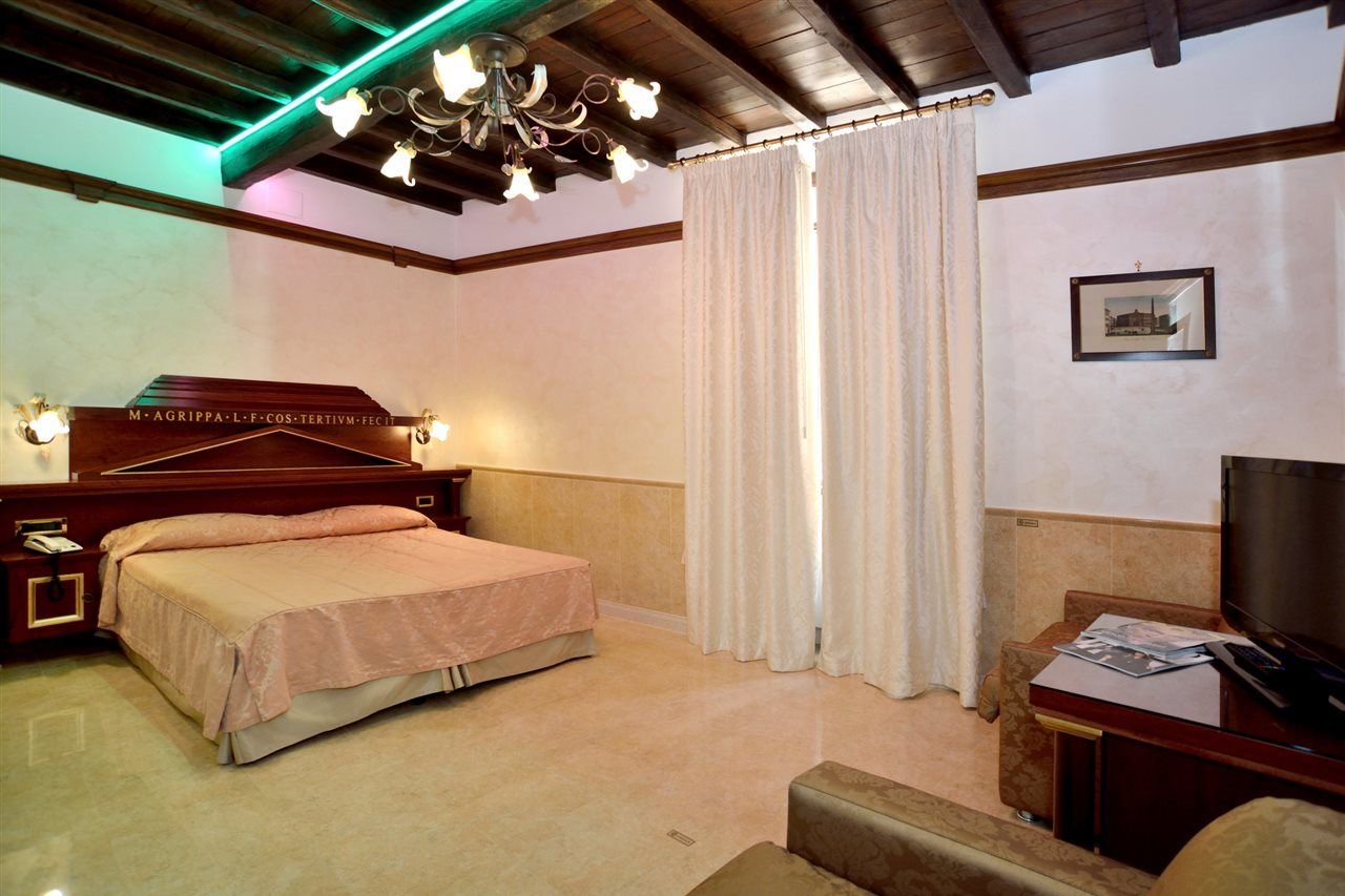 Pantheon Hotel Rome