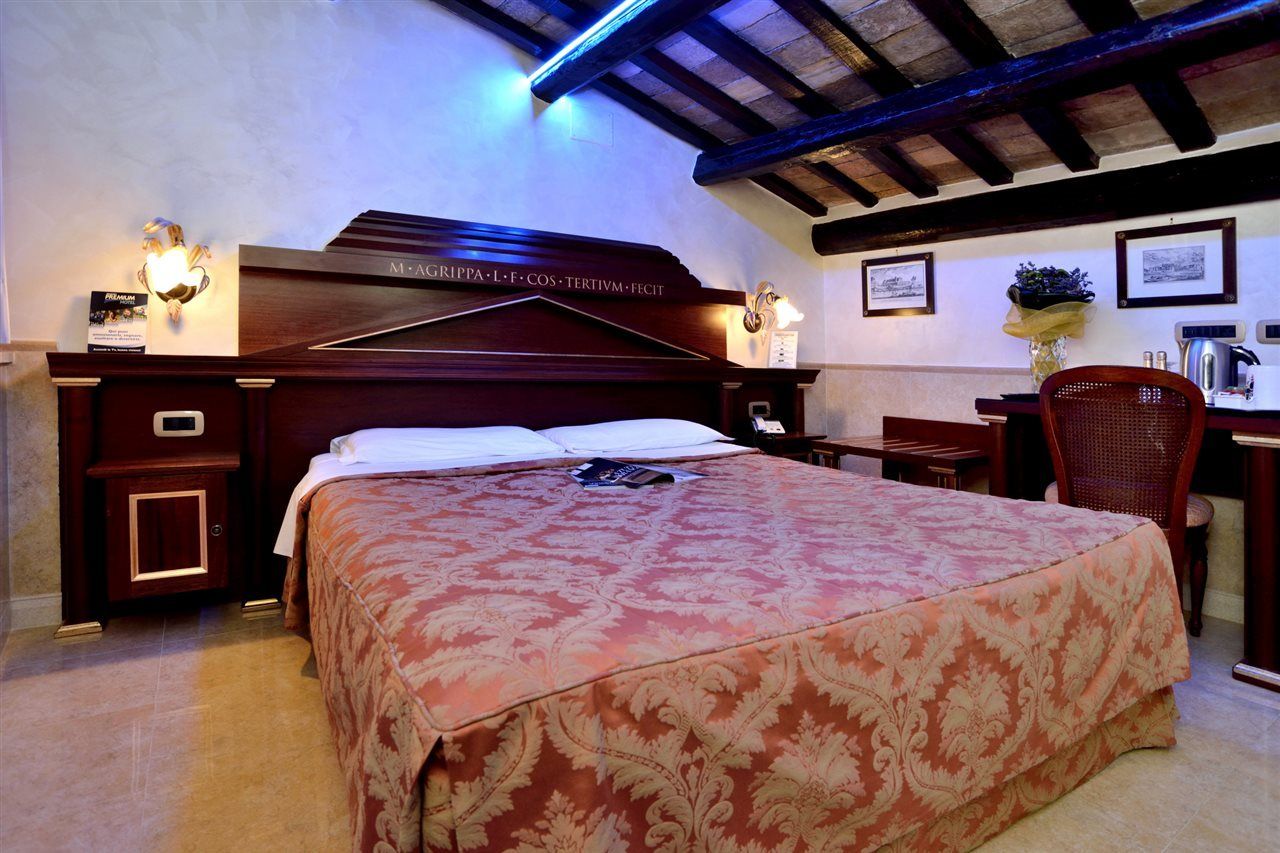 Hotel Pantheon Rome