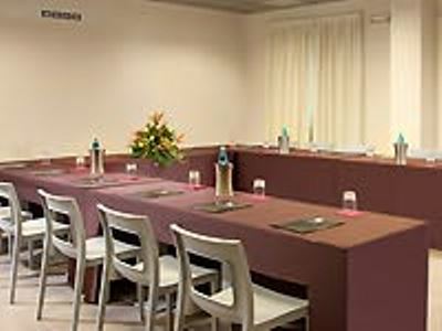 Hotel Artis 4*
