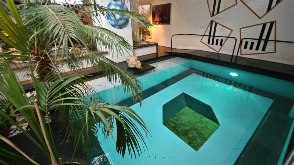 Botanical Garden Open Space Hotel *