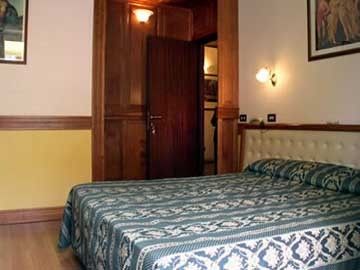Hotel Il Piccolo Di Piazza Di Spagna Rome