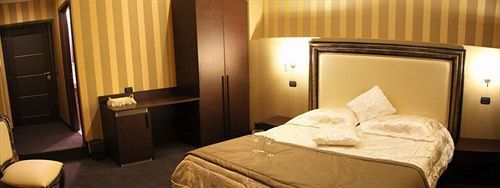 Domus Romantica 3* Rome