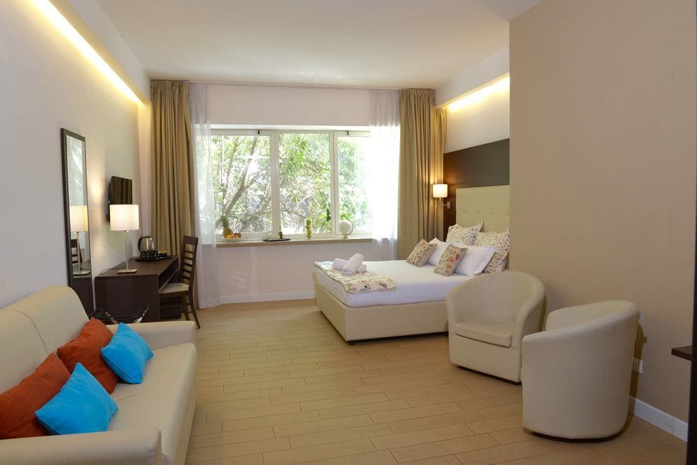Residenza Flaminio Gaio *