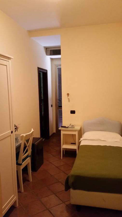Hotel Croce Di Malta 2*
