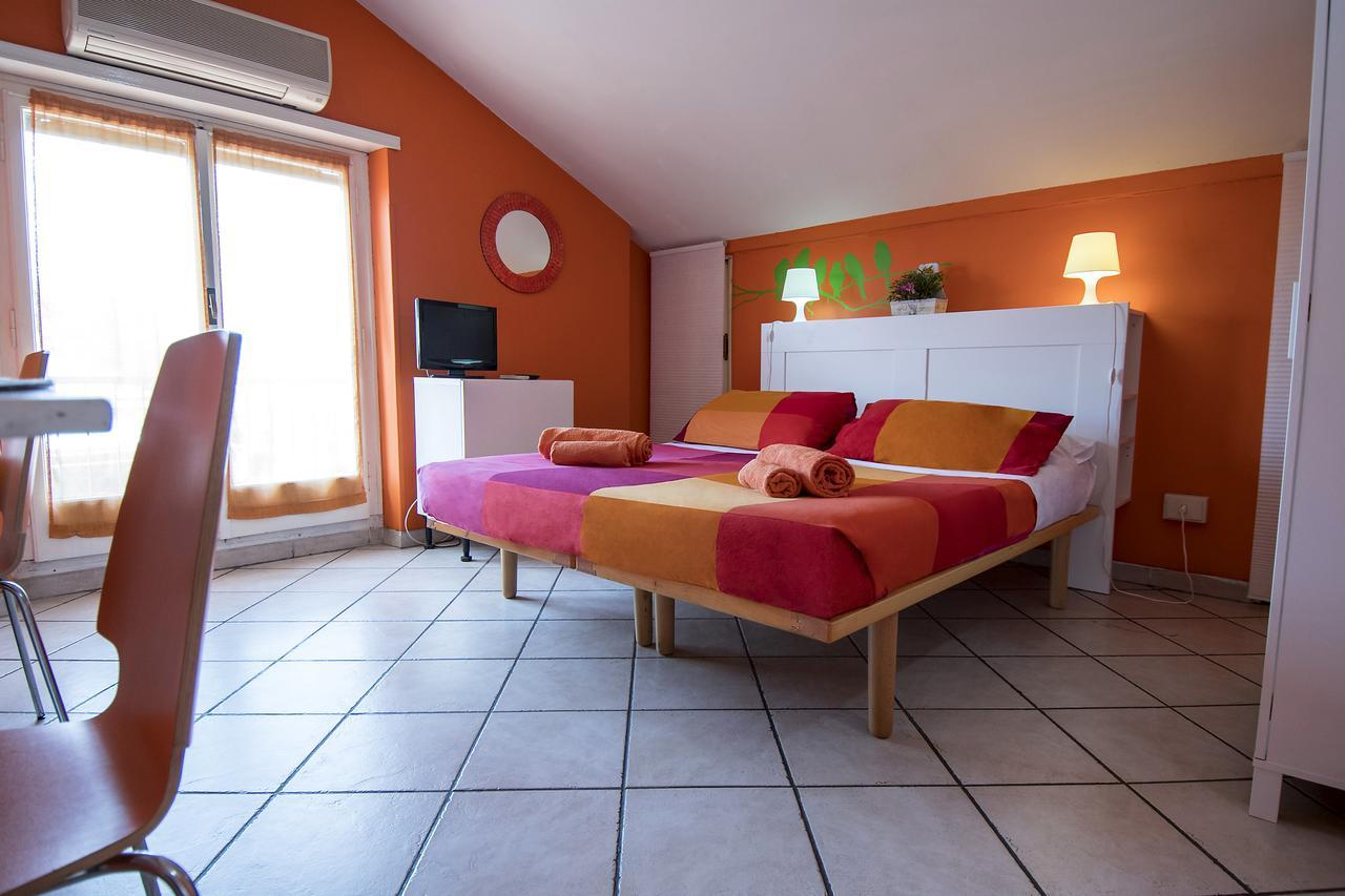 Bed & Breakfast La Voliera Rome