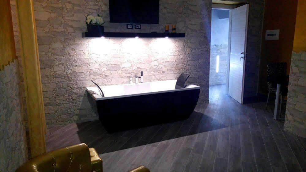 Hotel First Suites 3*