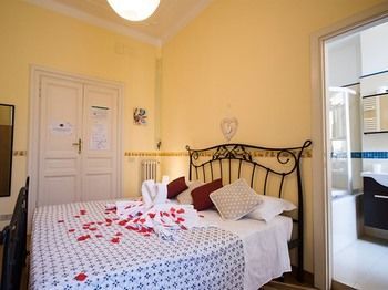 Sweet Life Guesthouse Guest house Rome