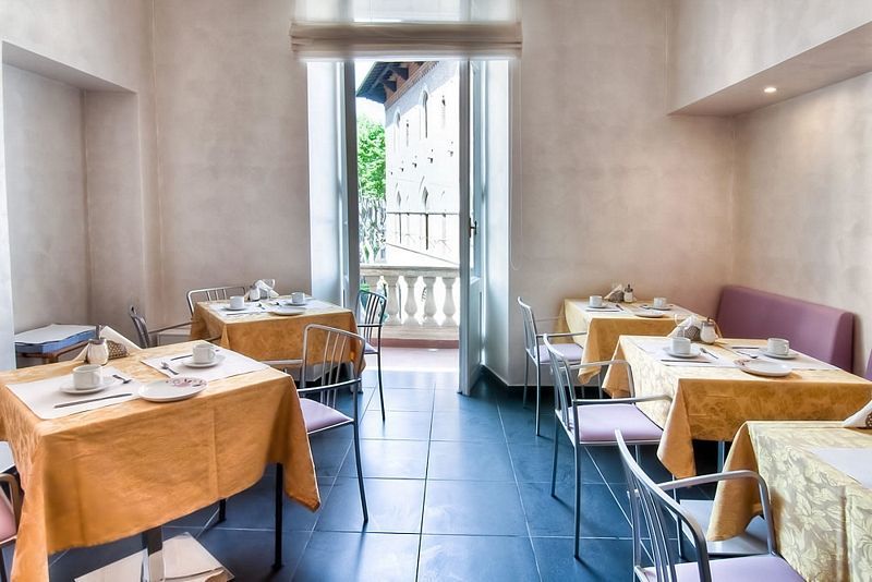 Collina 2* Rome