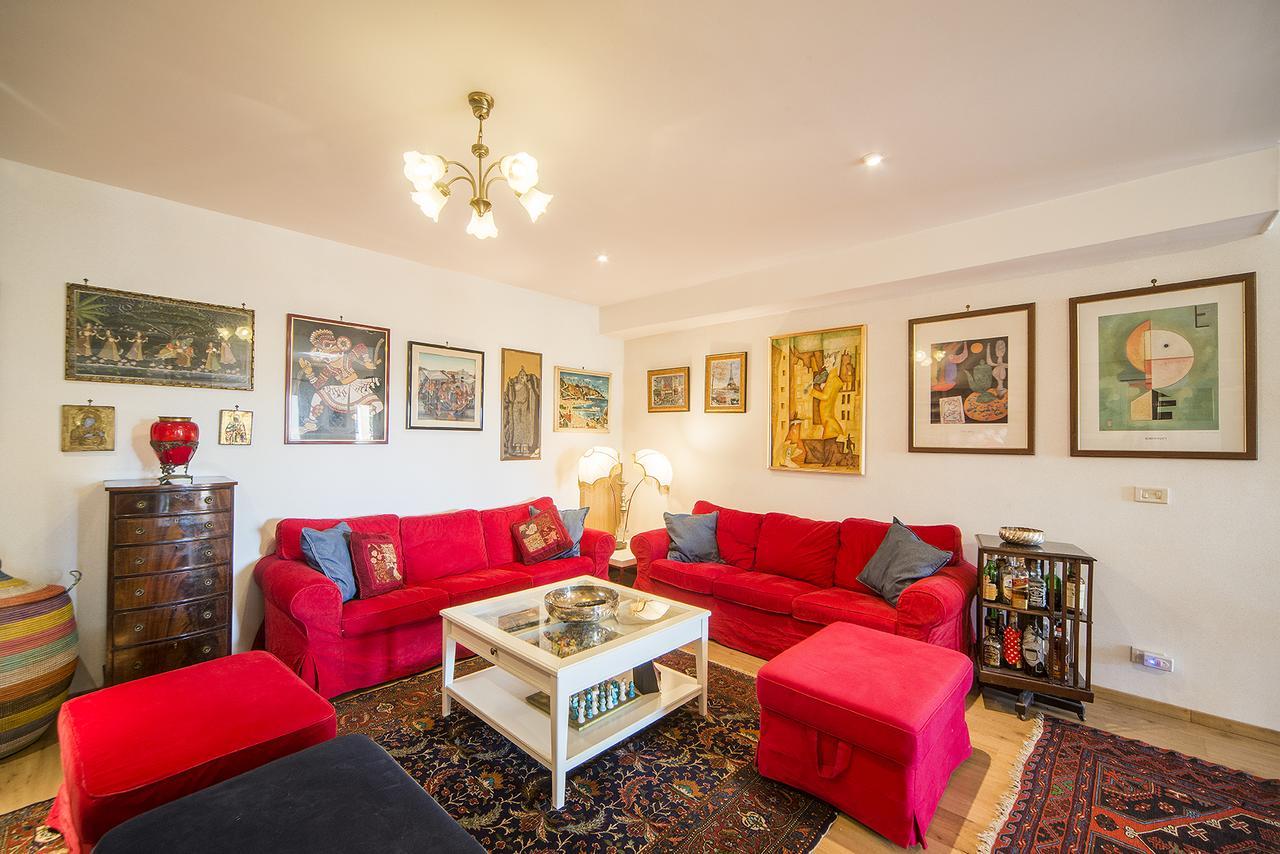 Casale Dell'insugherata Bed & Breakfast 2*
