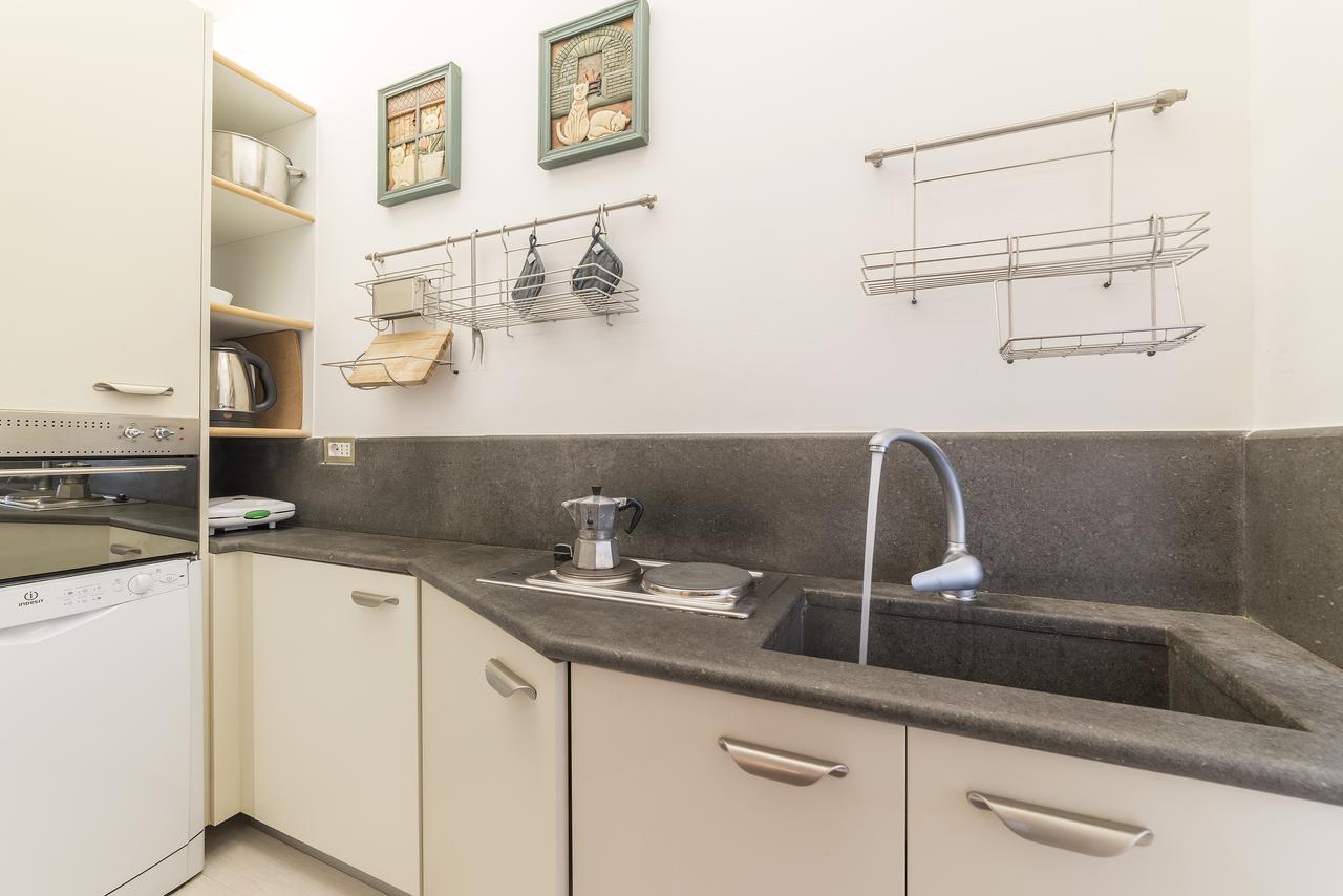 Navona Art Apartment *