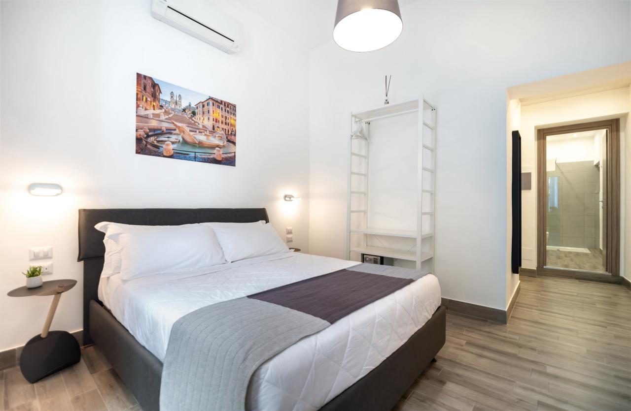Clementi 18 2* Rome