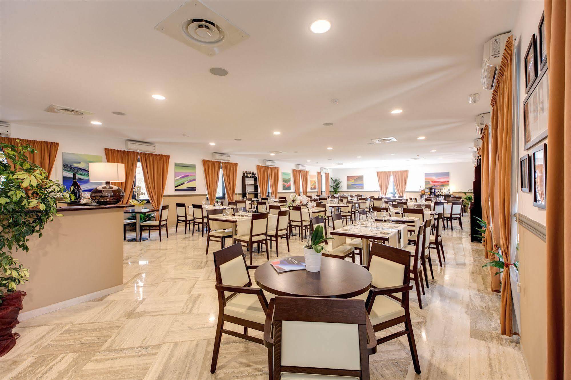 Regal Park 4* Rome