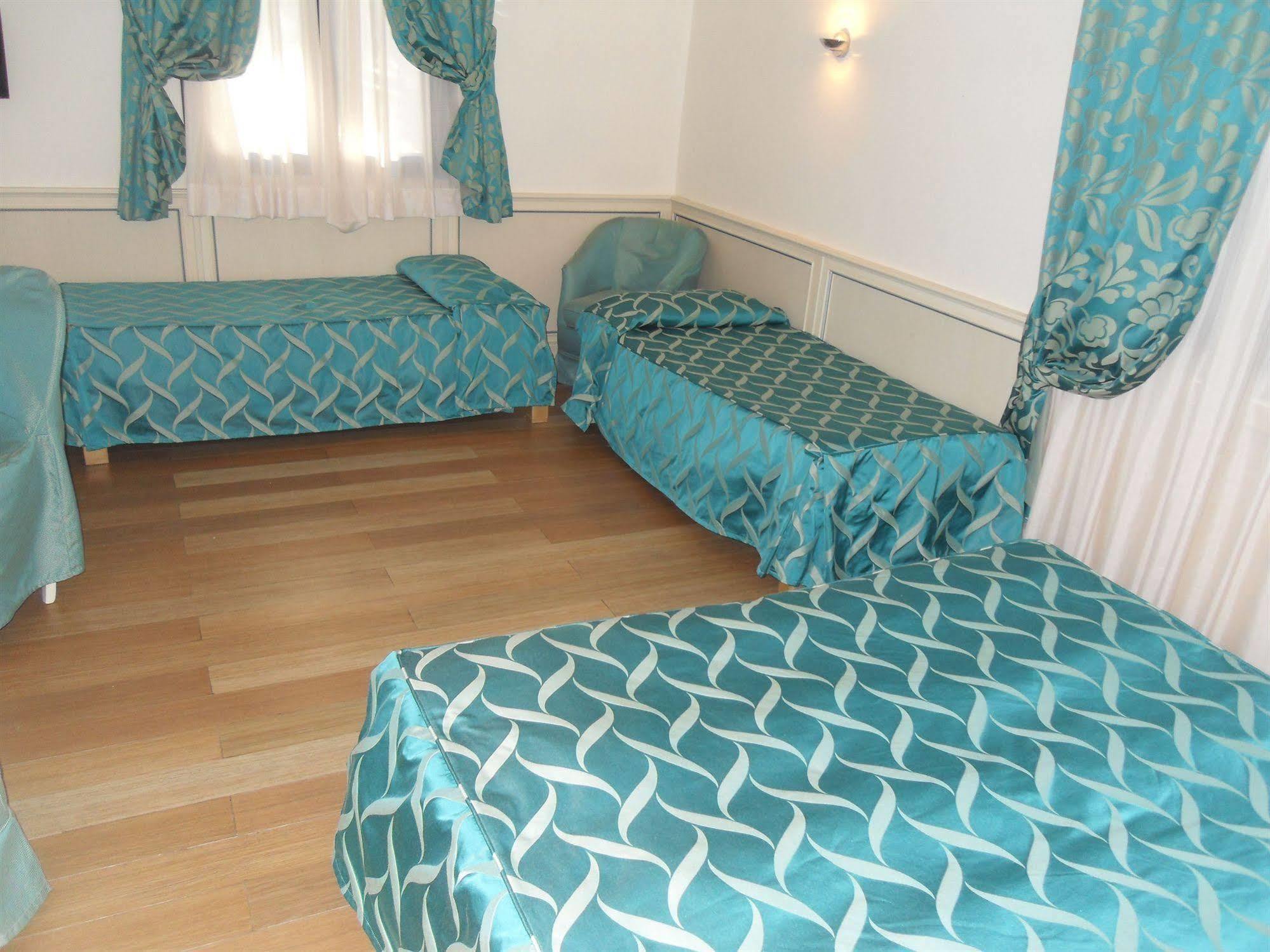 Mancini Park 4* Rome