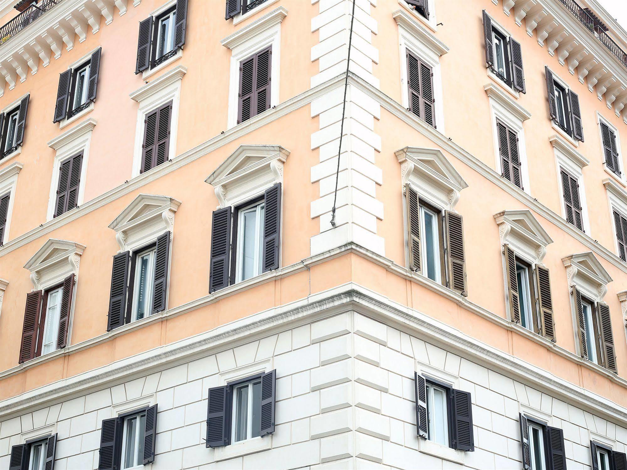 Piccolo Di Piazza Di Spagna 2* Rome