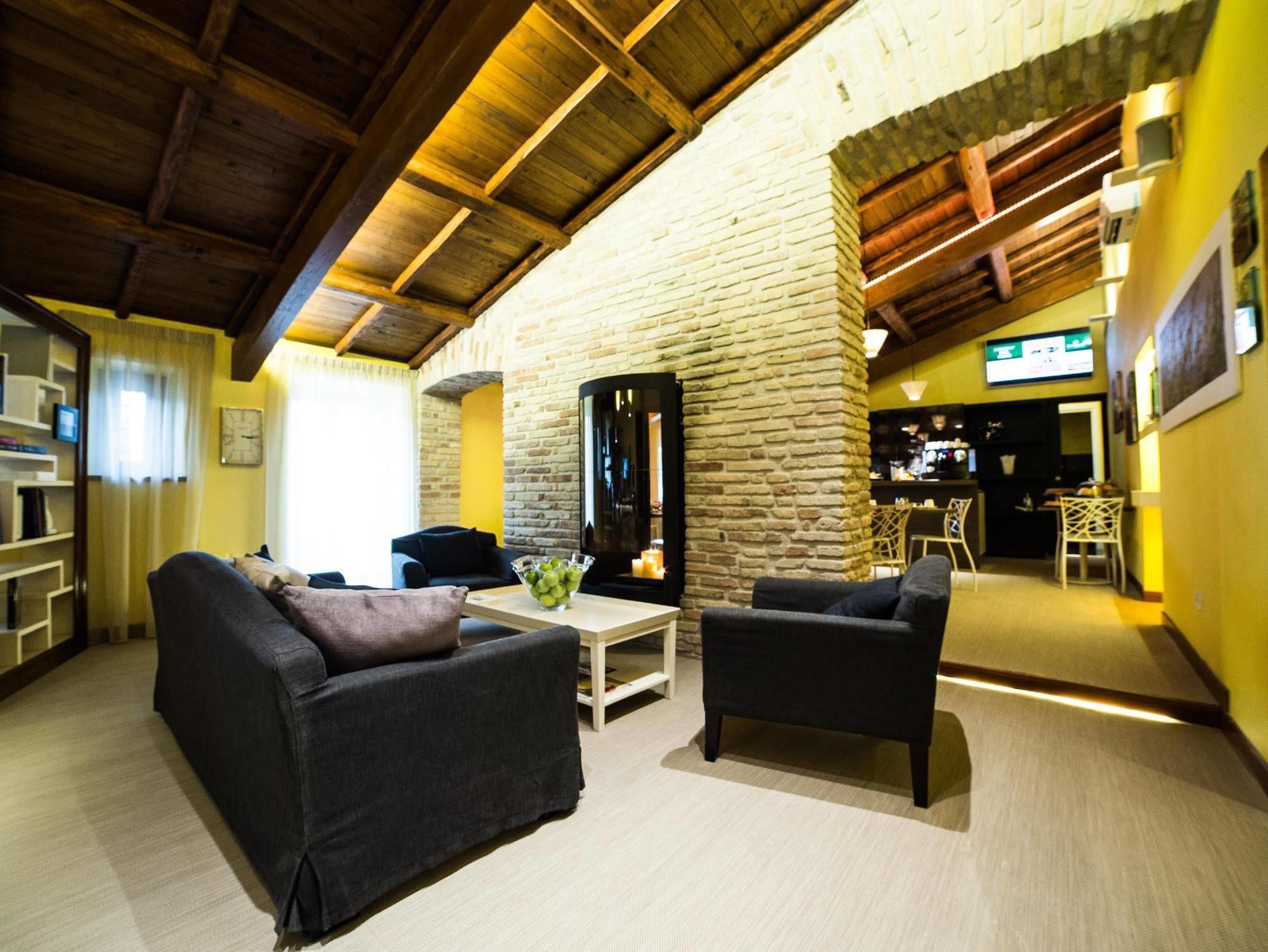 Cola Di Rienzo Luxury Penthouse Hotel 2*