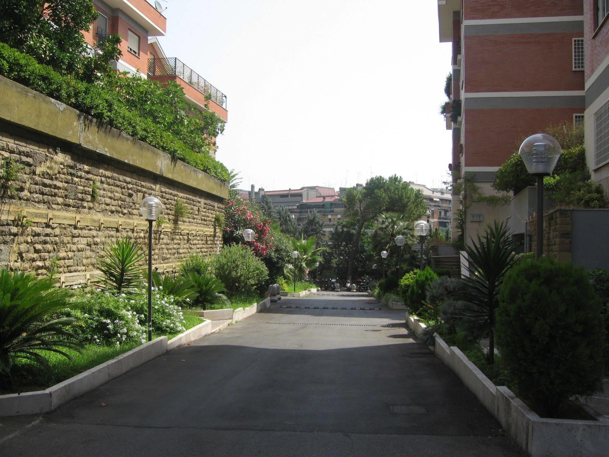 La Voliera Bed & Breakfast Rome