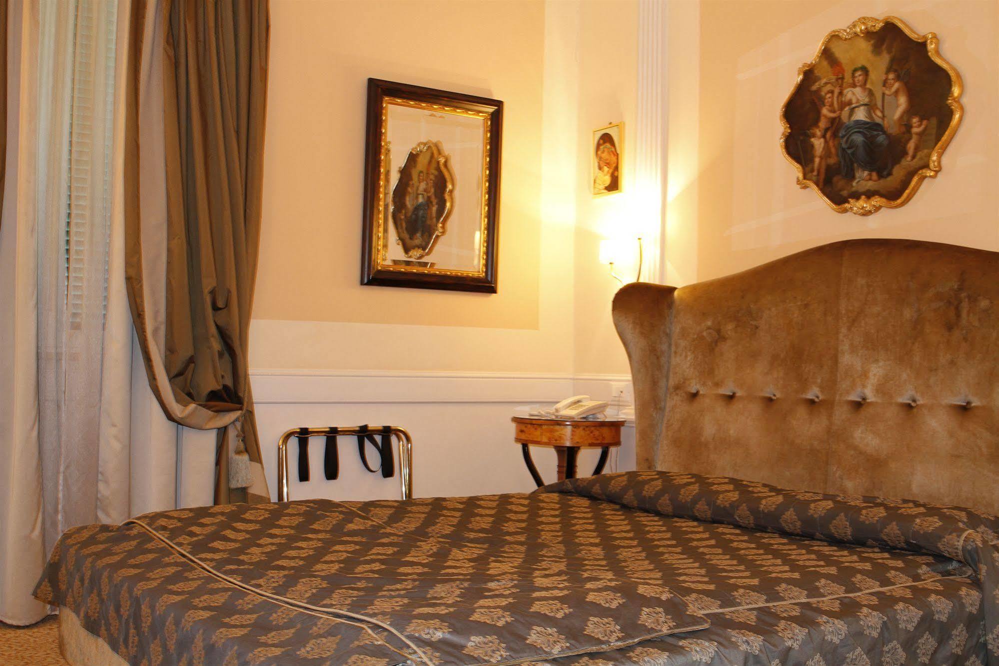 Boutique Trevi Roma