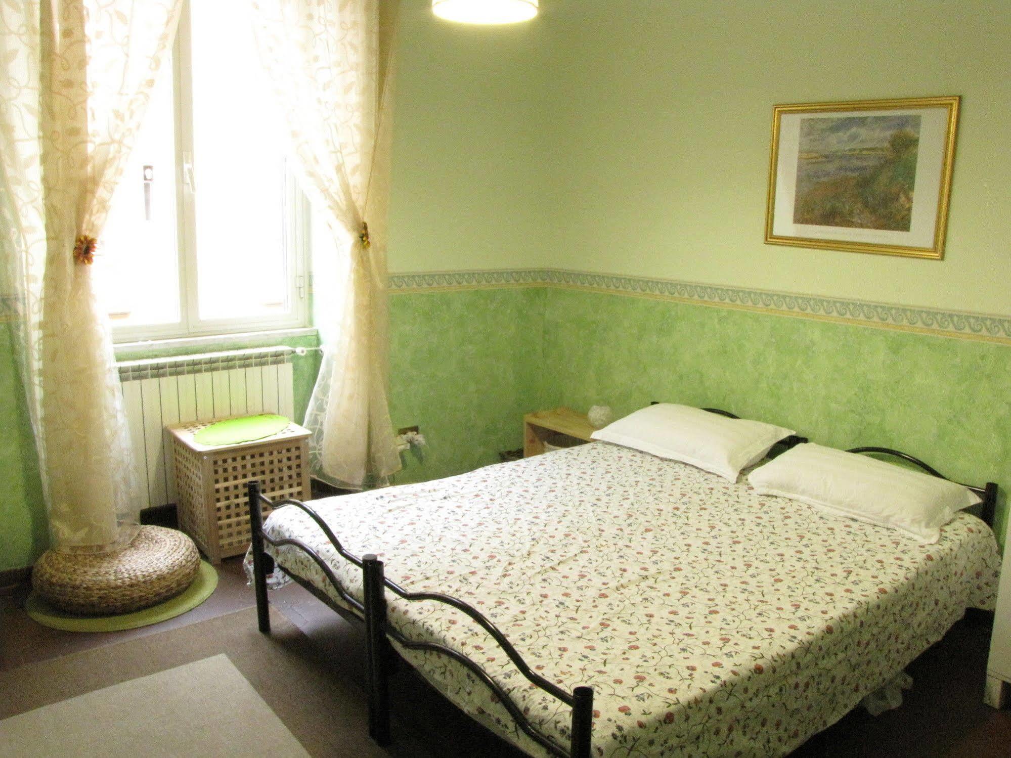 Sunny Guest house Rome