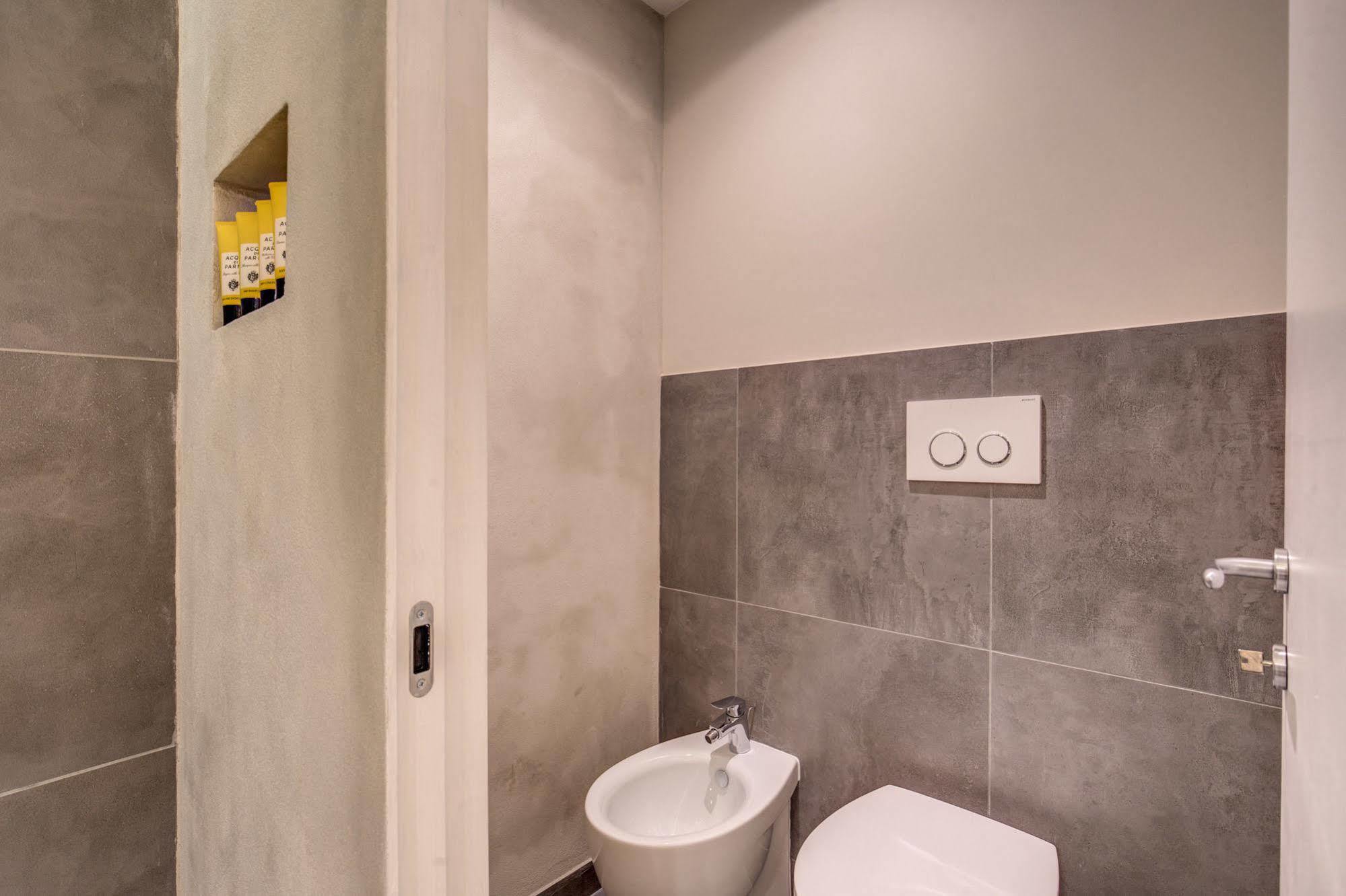 The Spanish Piazza Di Spagna Bed & Breakfast